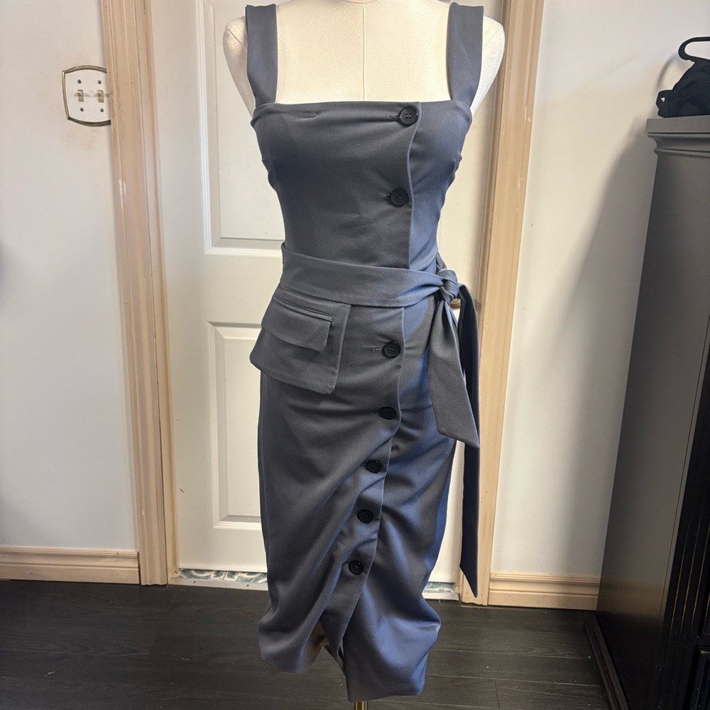 Lichi Elegant Gray Button-Down Dress